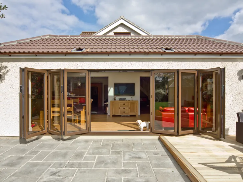 Bifold Shepherd's Bush